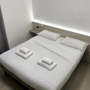 Hotel Roy